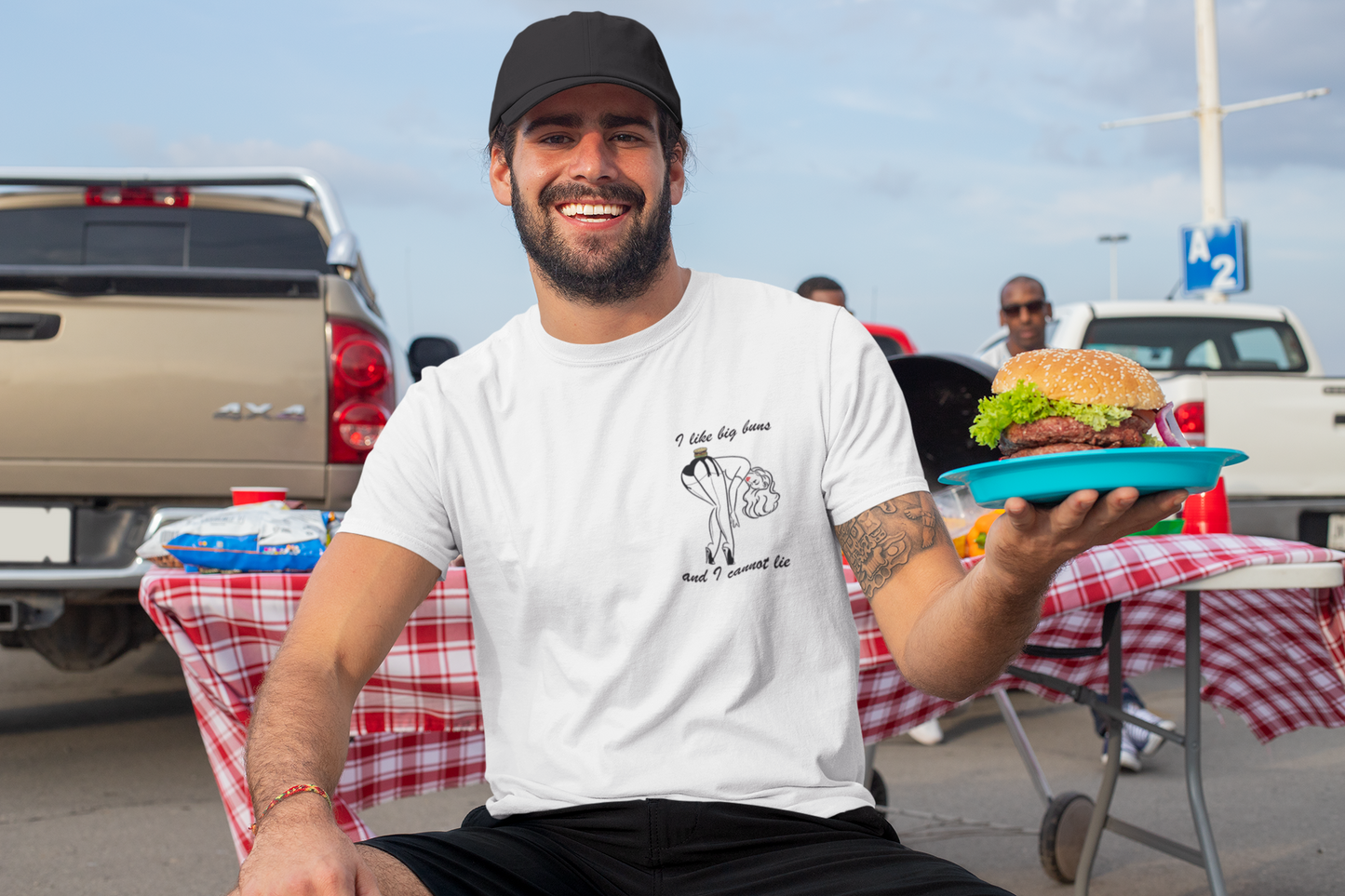 I LIKE BIG BUNS AND I CANNOT LIE - T-Shirt -